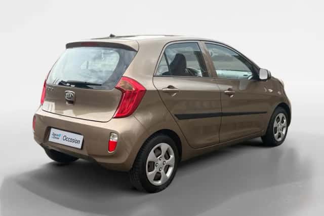 Kia Picanto (2012) thumbnail 5