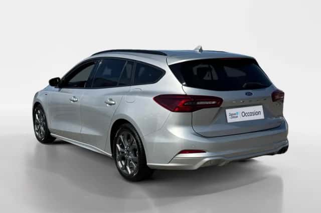 Ford Focus (2023) thumbnail 2