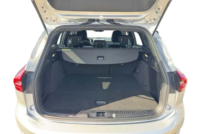 Ford Focus (2023) thumbnail 13