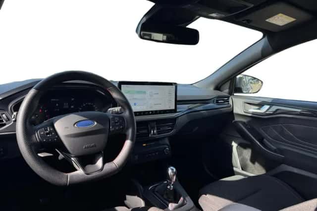 Ford Focus (2023) thumbnail 15