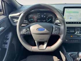 Ford Focus (2023) thumbnail 16
