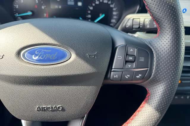 Ford Focus (2023) thumbnail 18