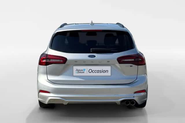 Ford Focus (2023) thumbnail 7