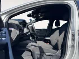 Ford Focus (2023) thumbnail 9