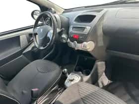 Peugeot 107 (2012) thumbnail 13