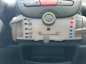 Peugeot 107 (2012) thumbnail 23