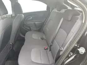 Kia Rio (2014) thumbnail 12