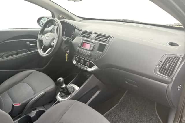 Kia Rio (2014) thumbnail 15