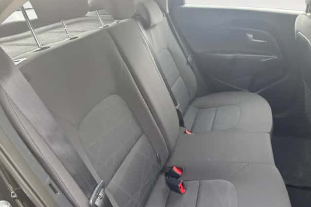 Kia Rio (2014) thumbnail 16