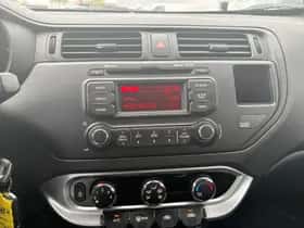 Kia Rio (2014) thumbnail 17