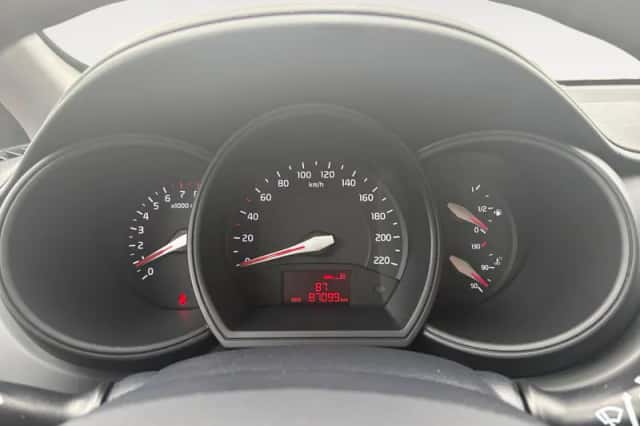 Kia Rio (2014) thumbnail 19