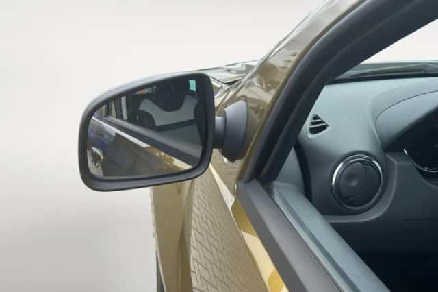 Dacia Duster (2016) thumbnail 16