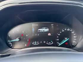 Ford Focus (2023) thumbnail 12