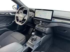 Ford Focus (2023) thumbnail 17