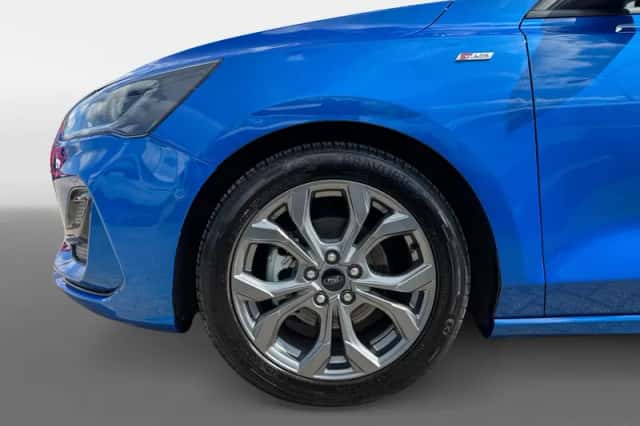 Ford Focus (2023) thumbnail 19