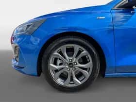 Ford Focus (2023) thumbnail 19