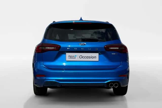 Ford Focus (2023) thumbnail 6