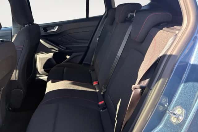 Ford Focus (2024) thumbnail 16
