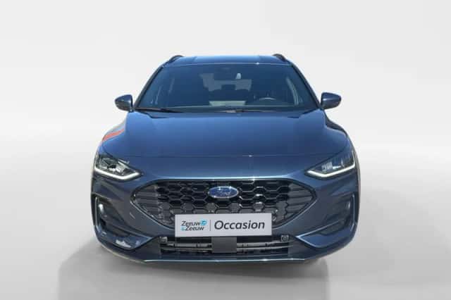 Ford Focus (2024) thumbnail 3