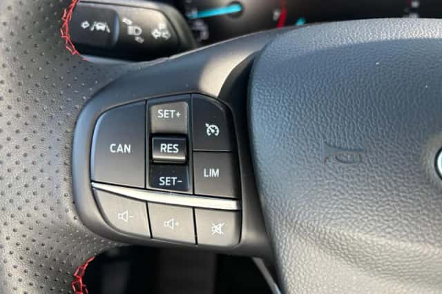 Ford Focus (2024) thumbnail 21