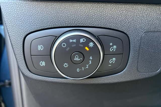 Ford Focus (2024) thumbnail 23