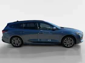 Ford Focus (2024) thumbnail 7