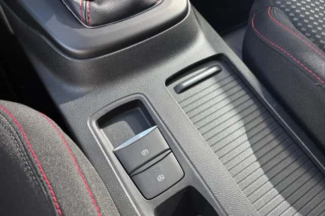 Ford Focus (2024) thumbnail 10