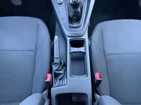 Ford Focus (2018) thumbnail 24