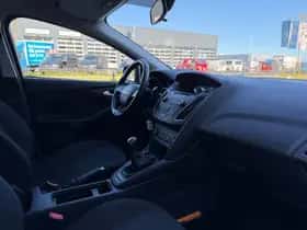 Ford Focus (2018) thumbnail 26