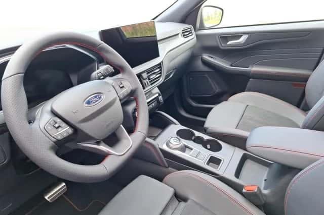 Ford Kuga (2026) thumbnail 15