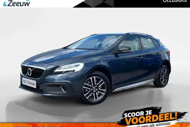 Volvo V40 (2017) thumbnail 1