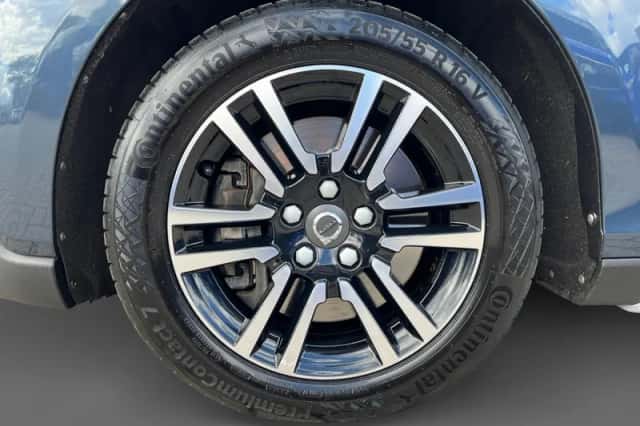 Volvo V40 (2017) thumbnail 15