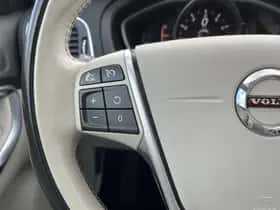 Volvo V40 (2017) thumbnail 19