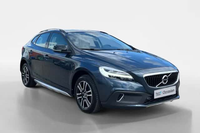 Volvo V40 (2017) thumbnail 3