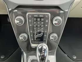 Volvo V40 (2017) thumbnail 27