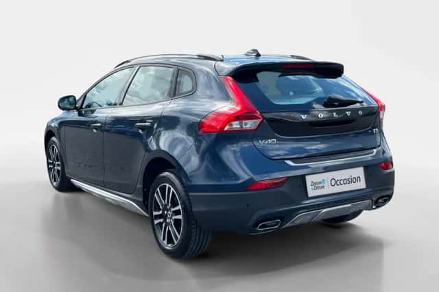 Volvo V40 (2017) thumbnail 4