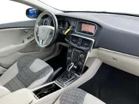 Volvo V40 (2017) thumbnail 8