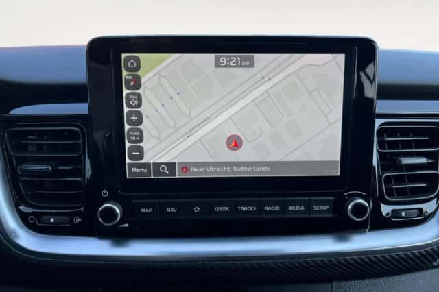 Kia Stonic (2021) thumbnail 22