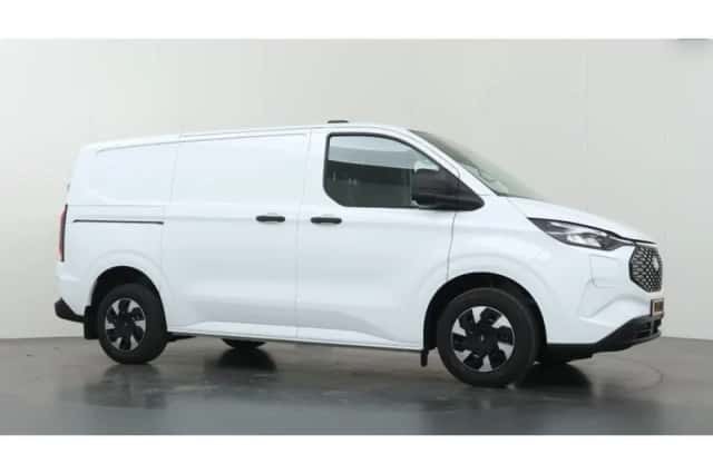 Ford E-Transit Custom (2026) thumbnail 5