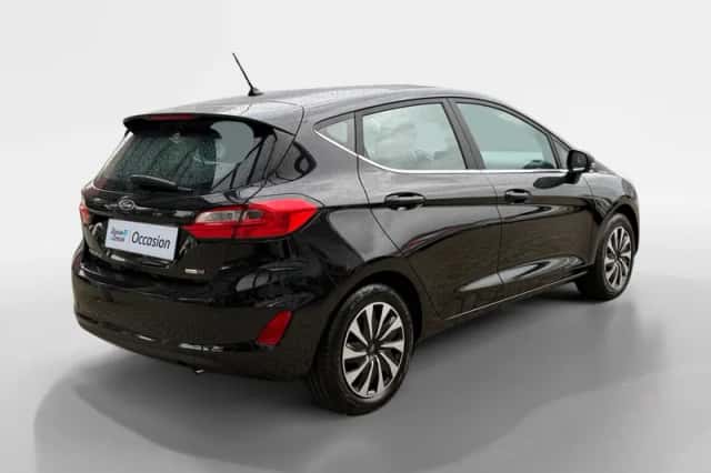 Ford Fiesta (2023) thumbnail 3