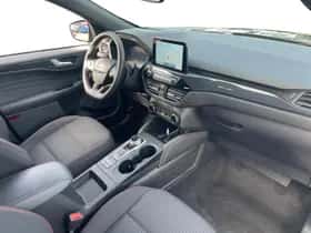 Ford Kuga (2023) thumbnail 3