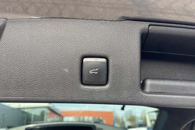 Ford Kuga (2023) thumbnail 24
