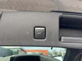 Ford Kuga (2023) thumbnail 24