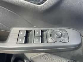 Ford Kuga (2023) thumbnail 26