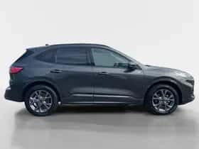 Ford Kuga (2023) thumbnail 4