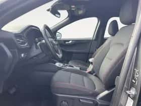 Ford Kuga (2023) thumbnail 5