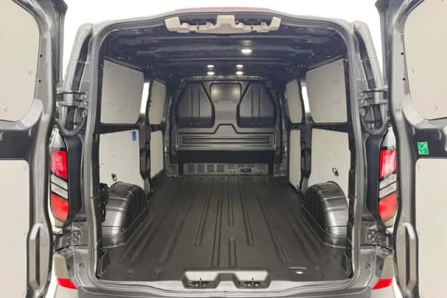Ford Transit Custom (2024) thumbnail 16