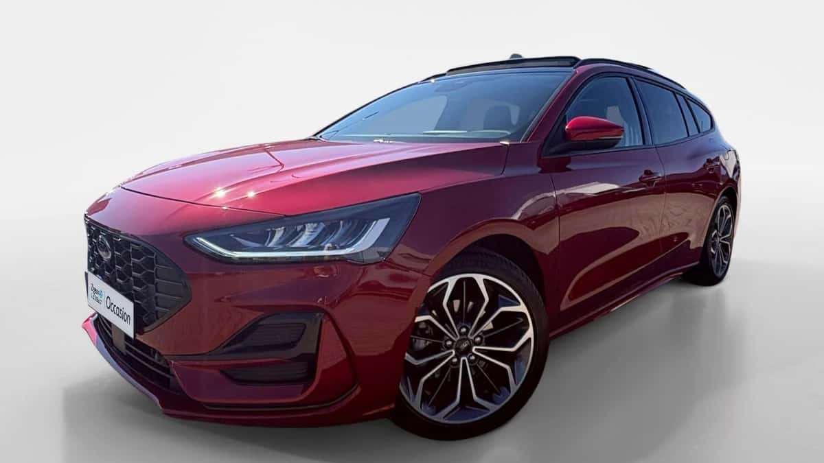 Ford Focus (2022) — foto 1