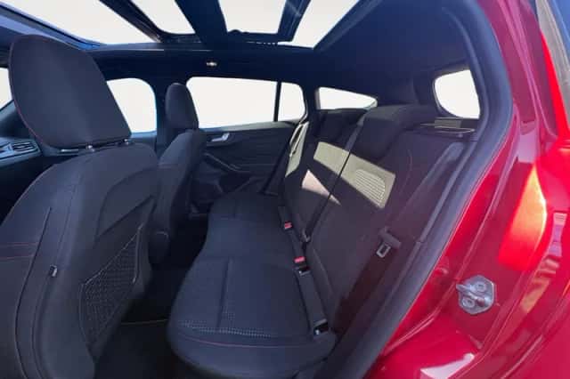 Ford Focus (2022) thumbnail 22