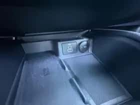Ford Focus (2022) thumbnail 8